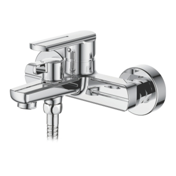 Смеситель для ванны Ledeme L3266 с коротким изливом хром